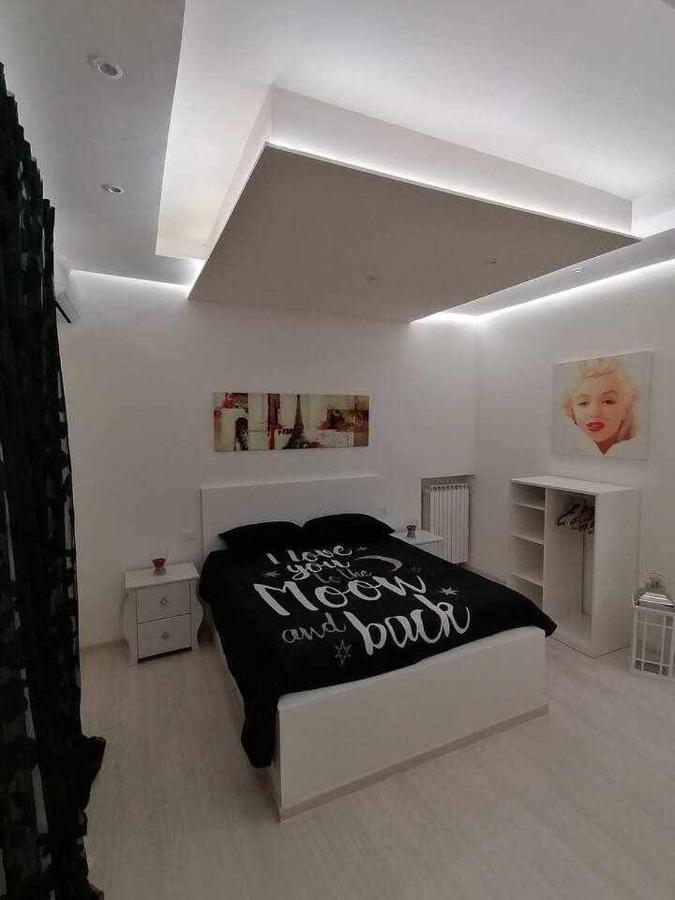 Maison Rinaldi Srl Bari Pokoj fotografie